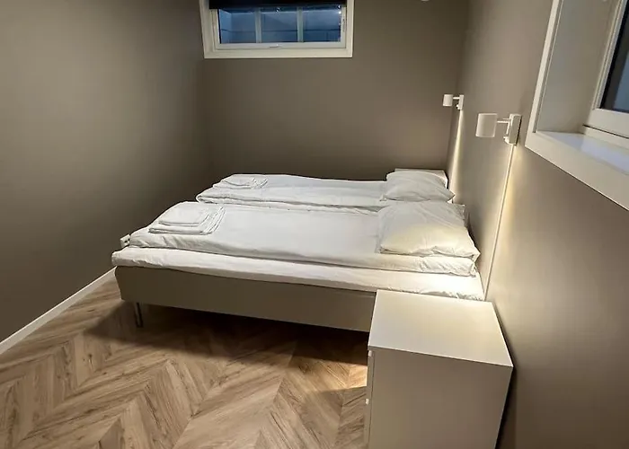 Modern Central Apartment Apt 106